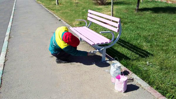 رنگ آمیزی و نقاشی مبلمان شهری - جدول - پارک tabriz paints city beautification organization